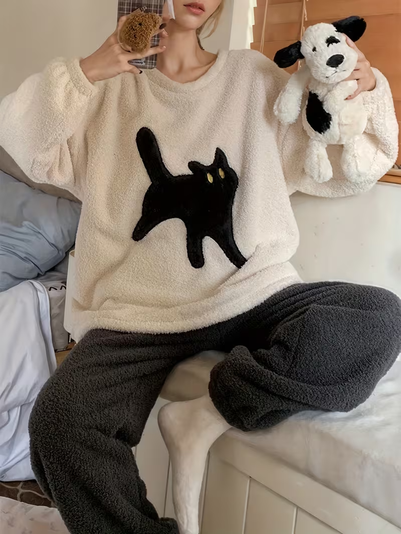 LUNA | COZY CAT SWEATER